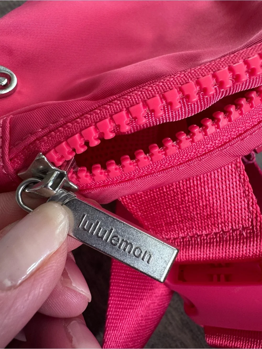 Like new! lululemon Everywhere Belt Bag 1L - Glaze Pink or Lip Gloss